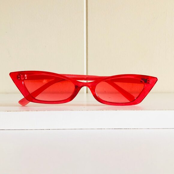 Slim Cat Eye Sunglasses - Picture 2 of 13